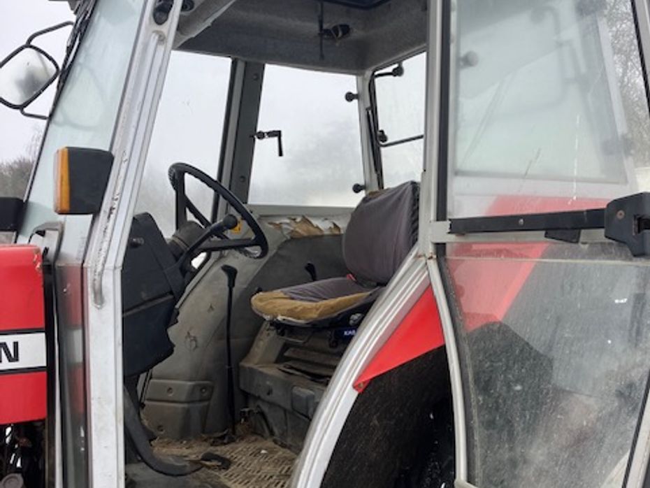 Massey Ferguson 375 hilsen - Traktorer - Traktorer 2 wd - 5