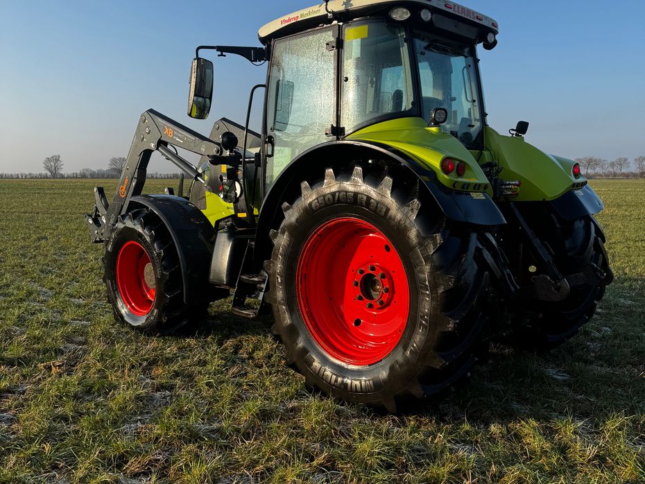 CLAAS ARION 640 CEBIS - Traktorer - Traktorer 4 wd - 4