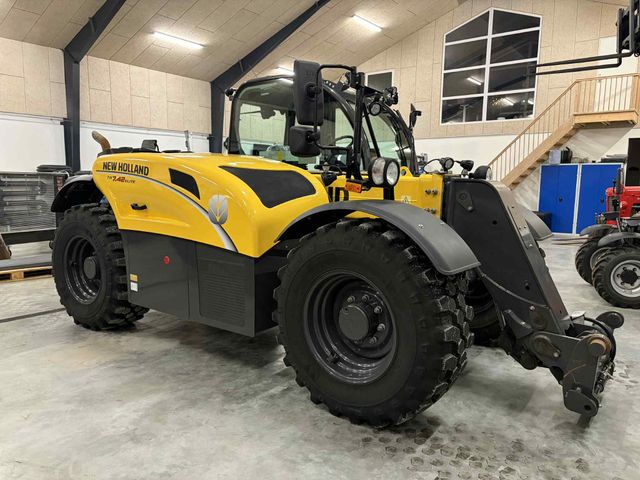 New Holland TH 7.42 Elite