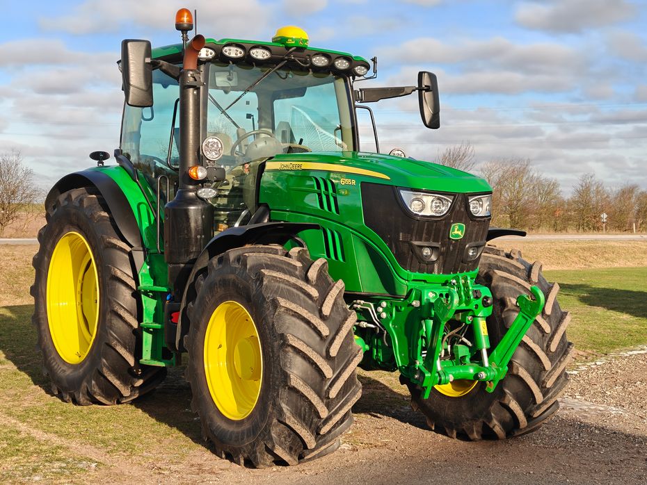 John Deere 6155R - Traktorer - Traktorer 4 wd - 2