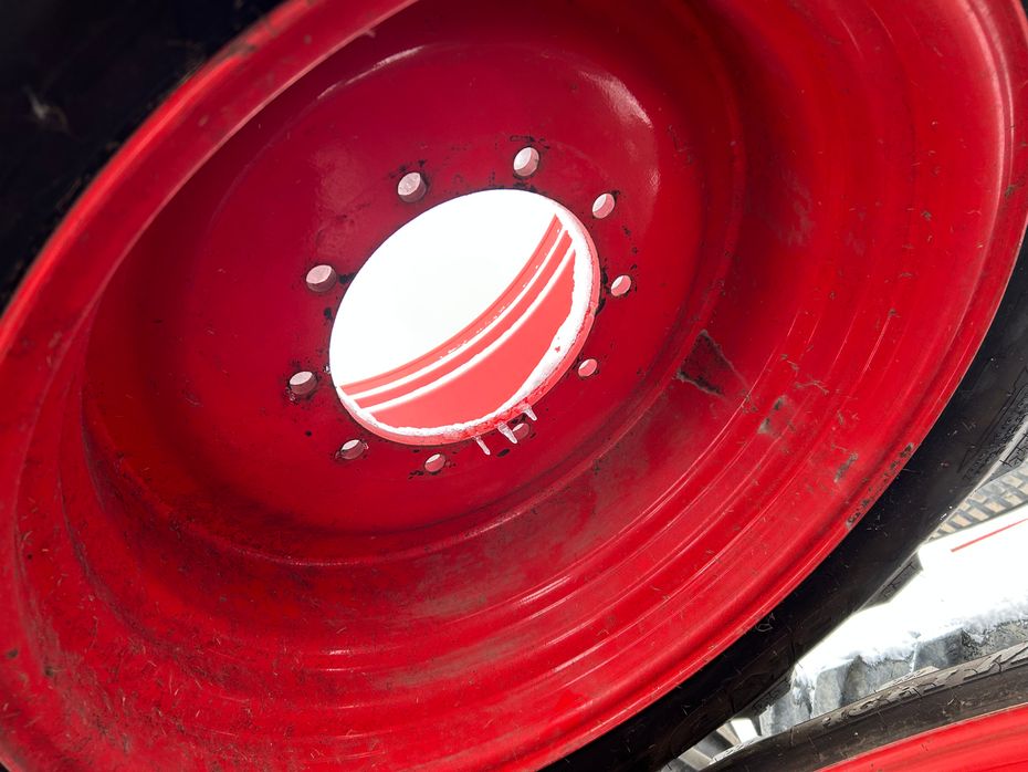 BKT 900/60R38 IF + 710/60R30 IF - Traktor tilbehør - Komplette hjul - 6