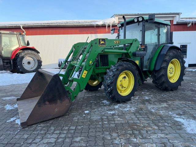 John Deere 5510