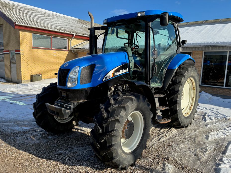 New Holland TS100A - Traktorer - Traktorer 4 wd - 3