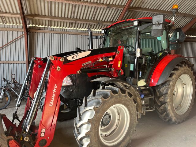 Case IH Farmall 100C
