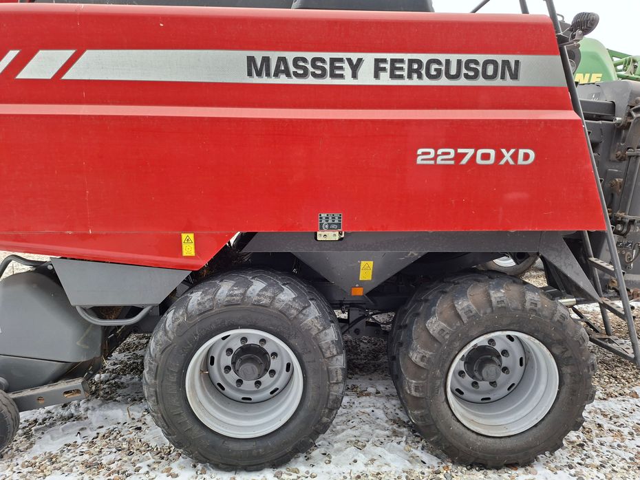 Massey Ferguson 2270 XD - Pressere - Mini bigballe - 3