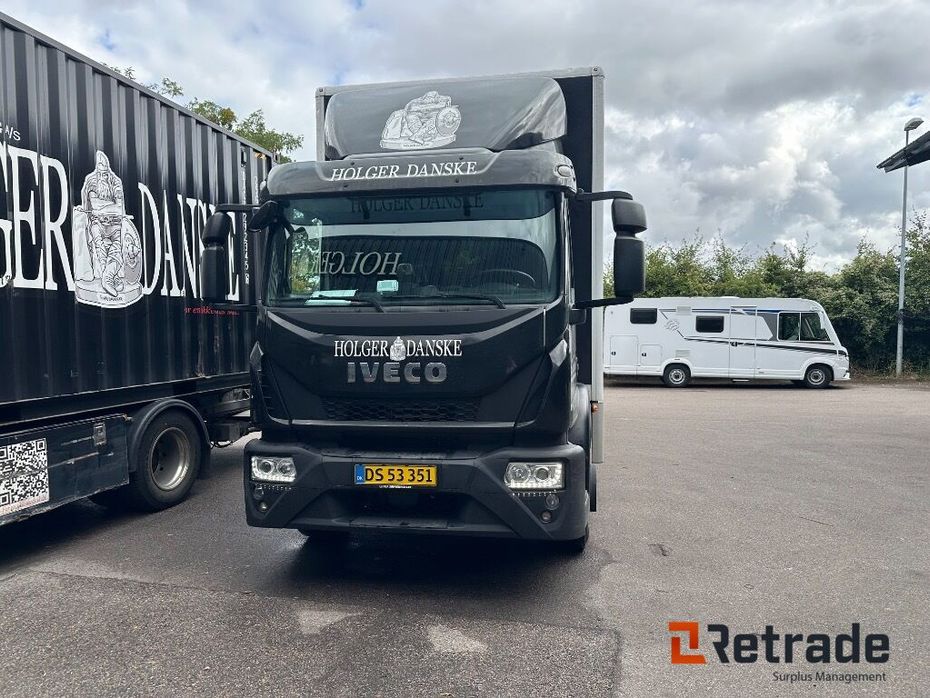 Iveco Eurocargo med rampe - Lastbiler - Fast kasse - 2