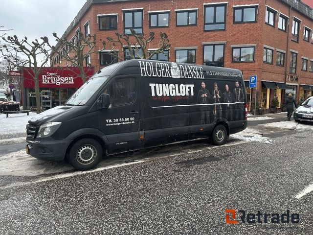 Mercedes-Benz SPRINTER 316