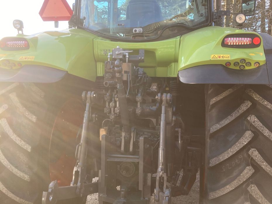 CLAAS Axion 810 CMATIC Vario - Traktorer - Traktorer 4 wd - 9