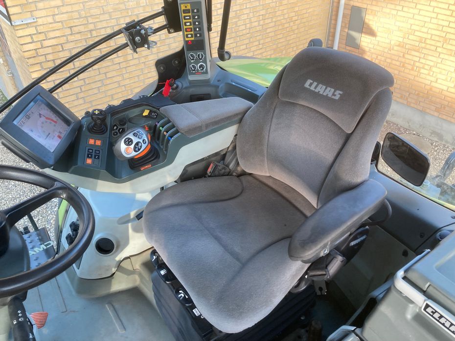 CLAAS Axion 810 CMATIC Vario - Traktorer - Traktorer 4 wd - 5