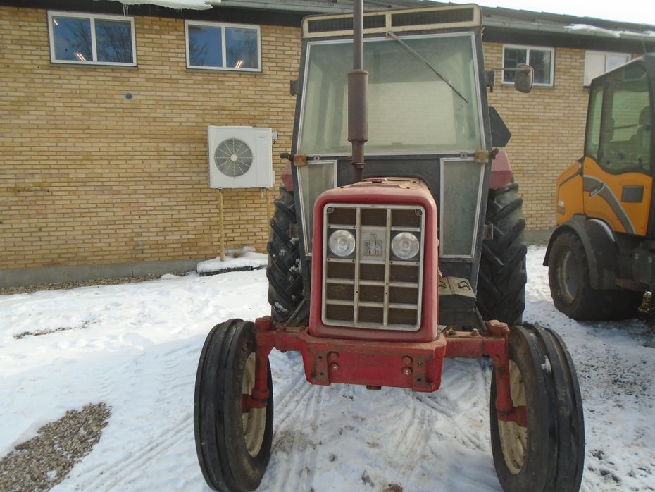 International IH 574 - Traktorer - Traktorer 2 wd - 2