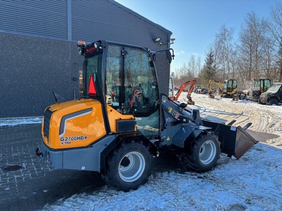 Giant G2700 X-TRA HD PLUS G2700 x-tra HD+ - Læssemaskiner - Minilæssere - 2