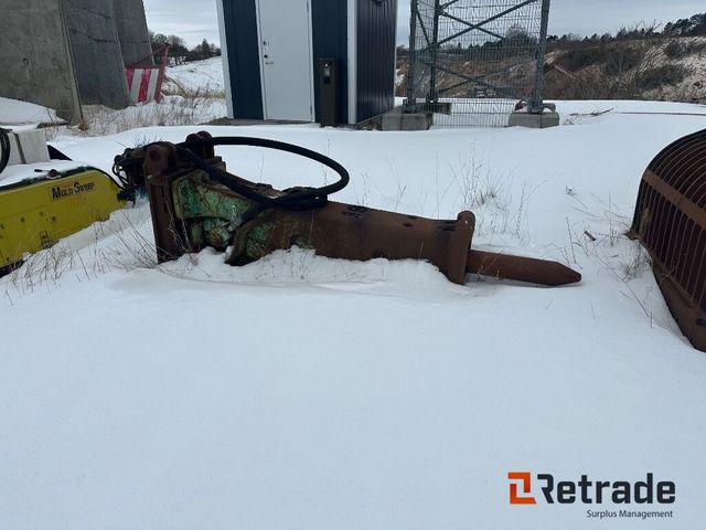 Montabert model BRV 43 hammer