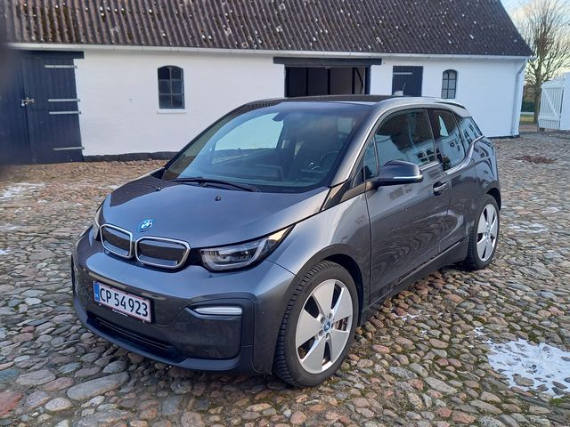 BMW I3