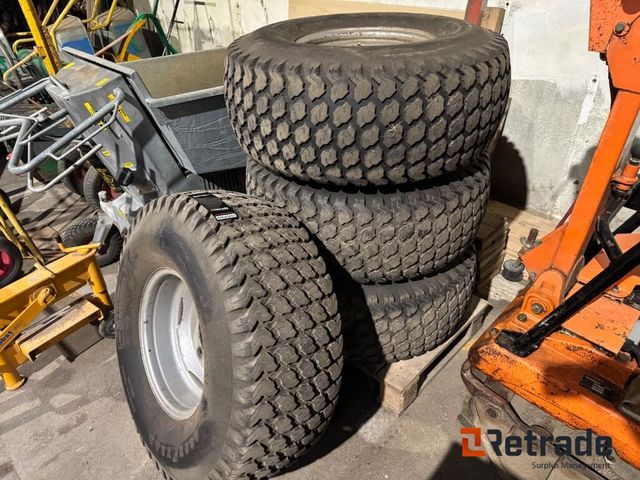 Goodyear 33x12,50-15nhs