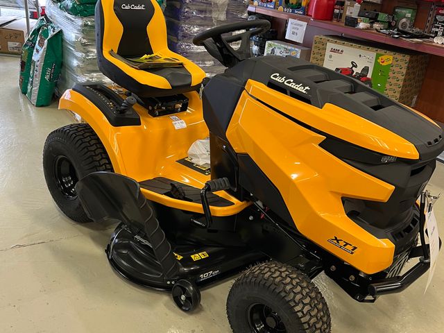 Cub Cadet XT1 OS107
