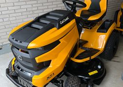 Cub Cadet XT2 PS107