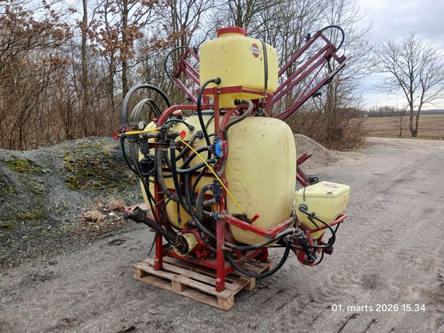 Hardi 850L og 12 Meter