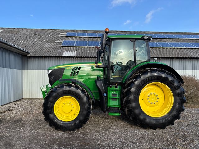 John Deere 6195R