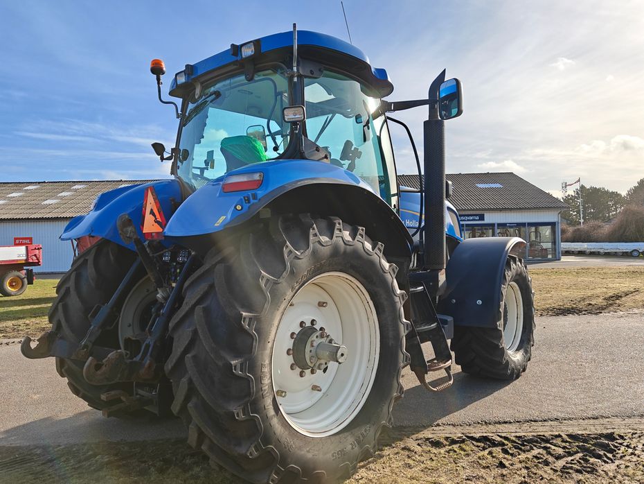 New Holland T7030 Autocommand - Traktorer - Traktorer 4 wd - 3