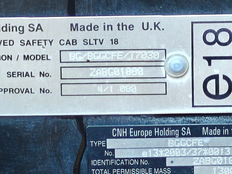 New Holland T7030 Autocommand - Traktorer - Traktorer 4 wd - 12