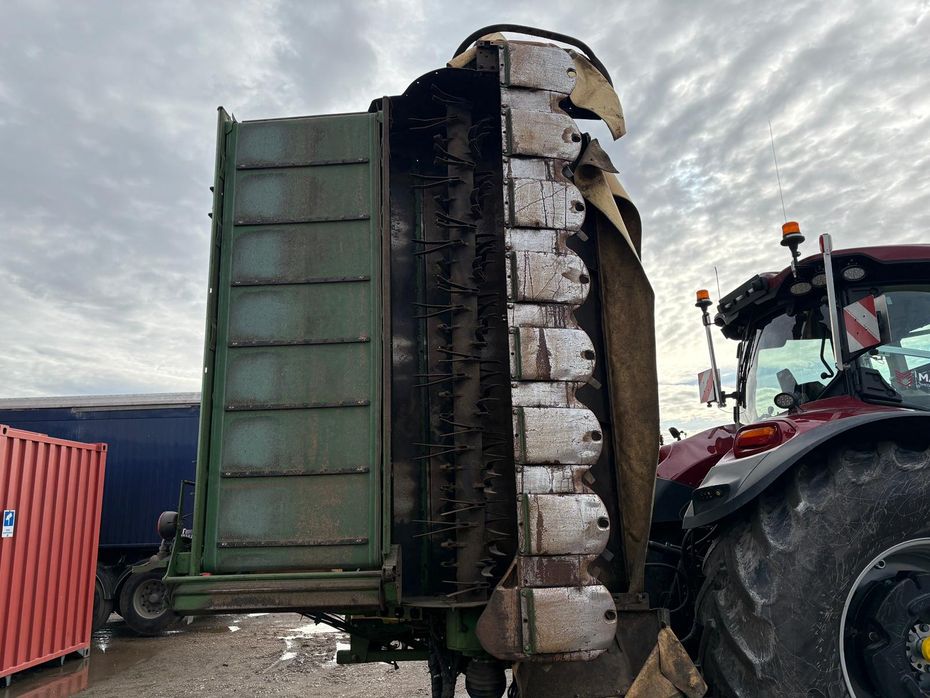 KRONE Easycut B 1000 CV og F 360 CV med bånd - Græsmaskiner - Skårlæggere/skivehøstere - 12