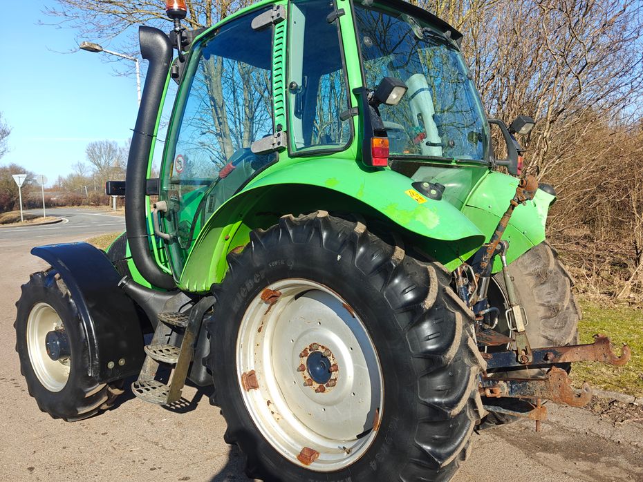 Auspuffrohr für Deutz Agrotron 4.70 4.80 4.85 4.90 4.95 - 6.45 MK1, 80 Auspuffrohr für Deutz Agrotron 4.70 4.80 4.85 4.90 4.95 - 6.45 MK1, 80