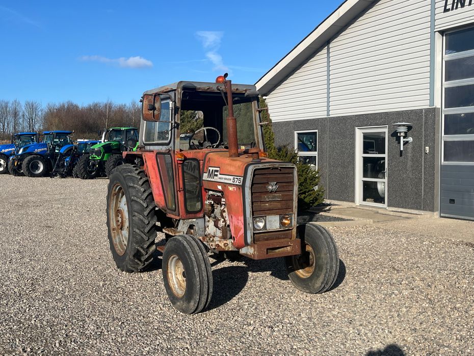 Massey Ferguson 575 8 gears model - Traktorer - Traktorer 2 wd - 15