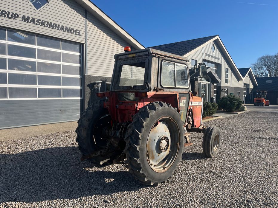 Massey Ferguson 575 8 gears model - Traktorer - Traktorer 2 wd - 11