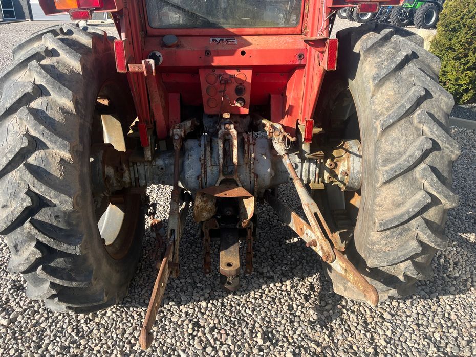 Massey Ferguson 575 8 gears model - Traktorer - Traktorer 2 wd - 4