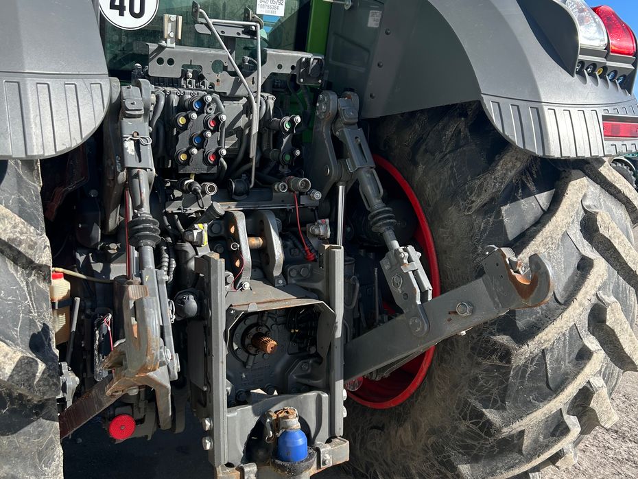 Fendt 828 Vario S4 Profi Plus - Traktorer - Traktorer 4 wd - 8