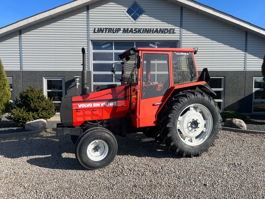 Valmet 605 Med næsten nye dæk - Traktorer - Traktorer 2 wd - 1