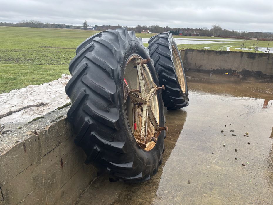 Good Year 16.9R38 - Traktor tilbehør - Tvillingehjul - 4