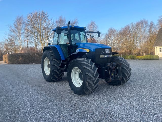 New Holland TM190