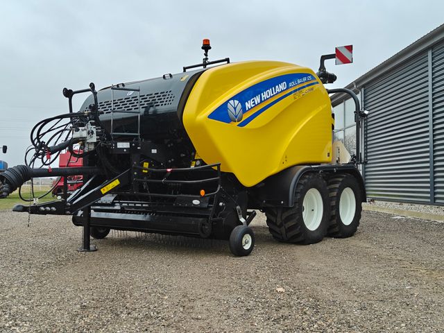 New Holland RB 125