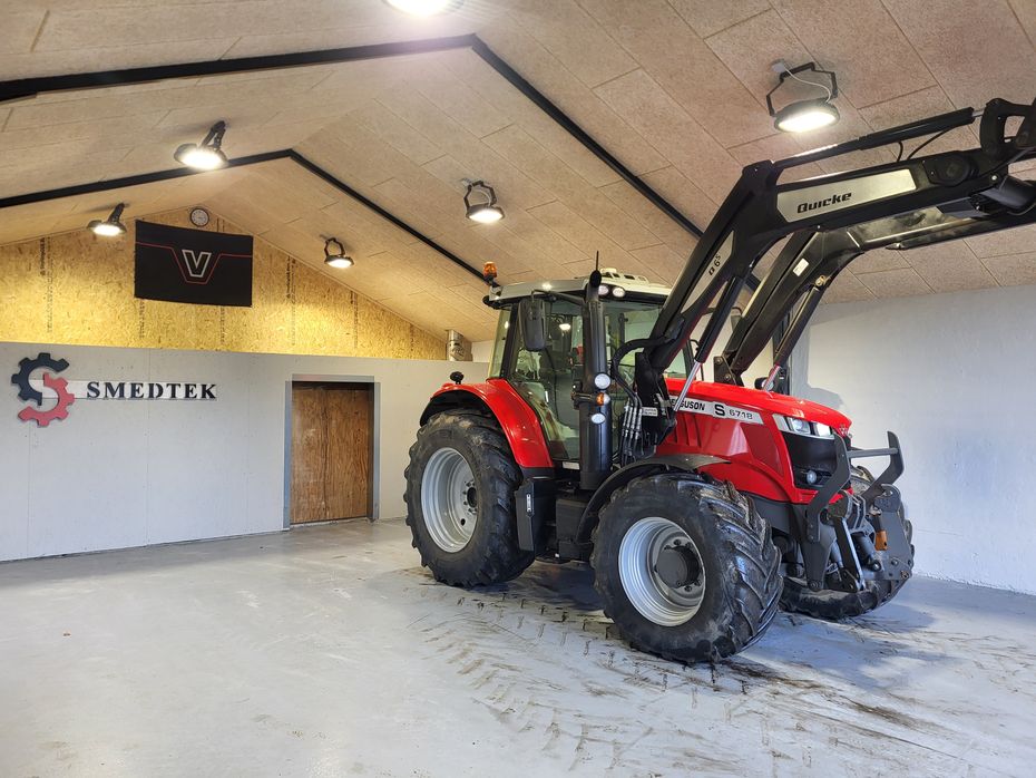 Massey Ferguson 6718S Dyna VT med frontlæsser Dyna VT Exclusive - Traktorer - Traktorer 4 wd - 1