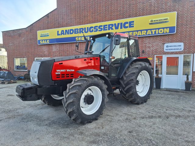 Valtra Valmet 8450