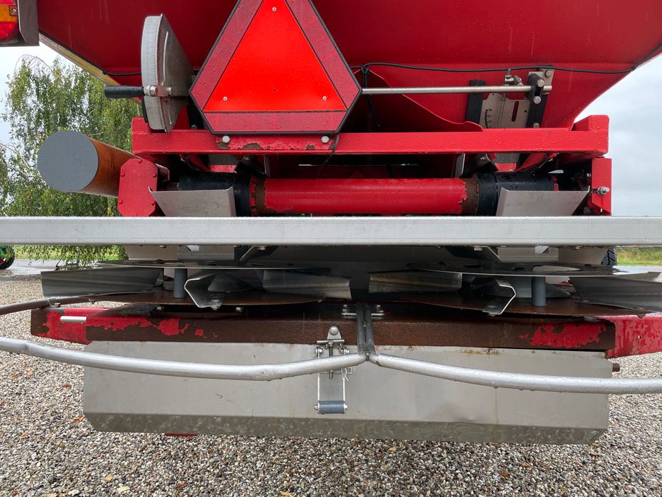 Bredal F2 3000 - Gødningsmaskiner - Liftophængte gødningsspredere - 6