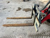 MO Implements Pallegaffelsæt Schäffer ophæng ny model - Minilæsser tilbehør - Redskaber - 2