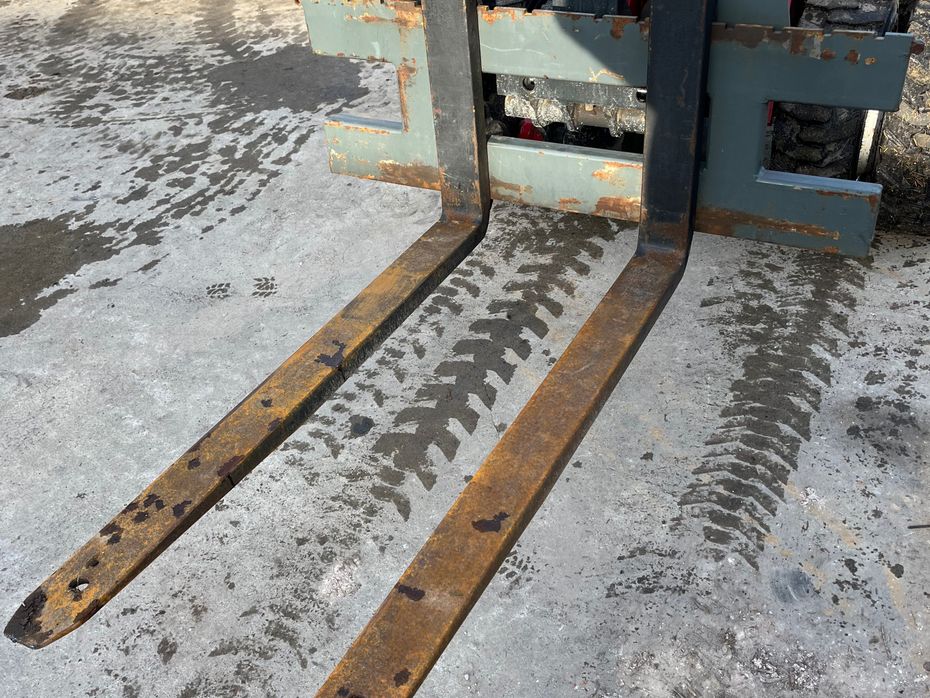 MO Implements Pallegaffelsæt Schäffer ophæng ny model - Minilæsser tilbehør - Redskaber - 1