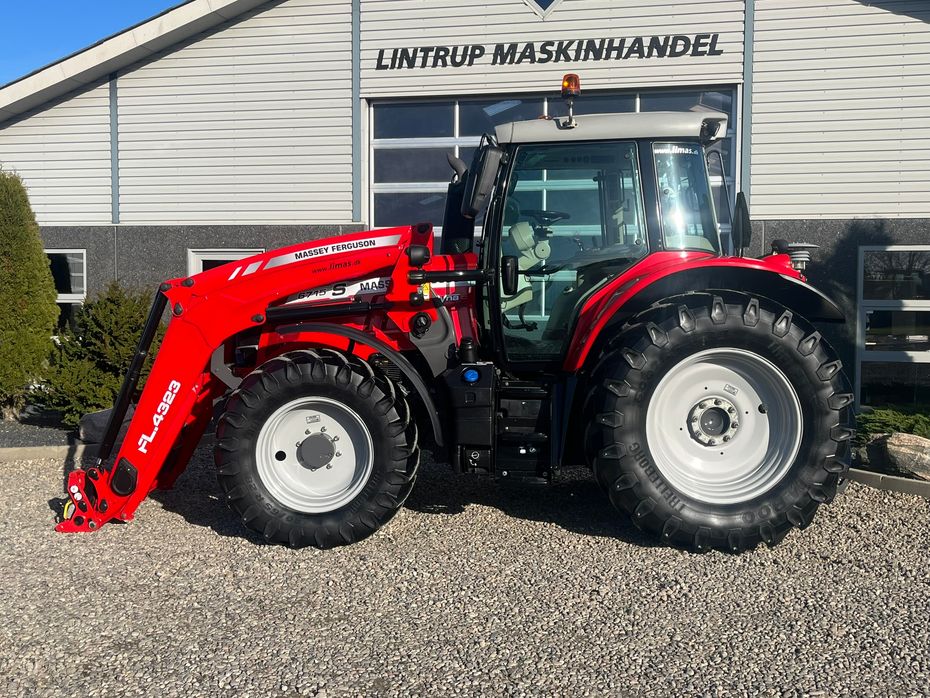 Massey Ferguson 6715 S Dyna6 Med frontlæsser - Traktorer - Traktorer 4 wd - 11