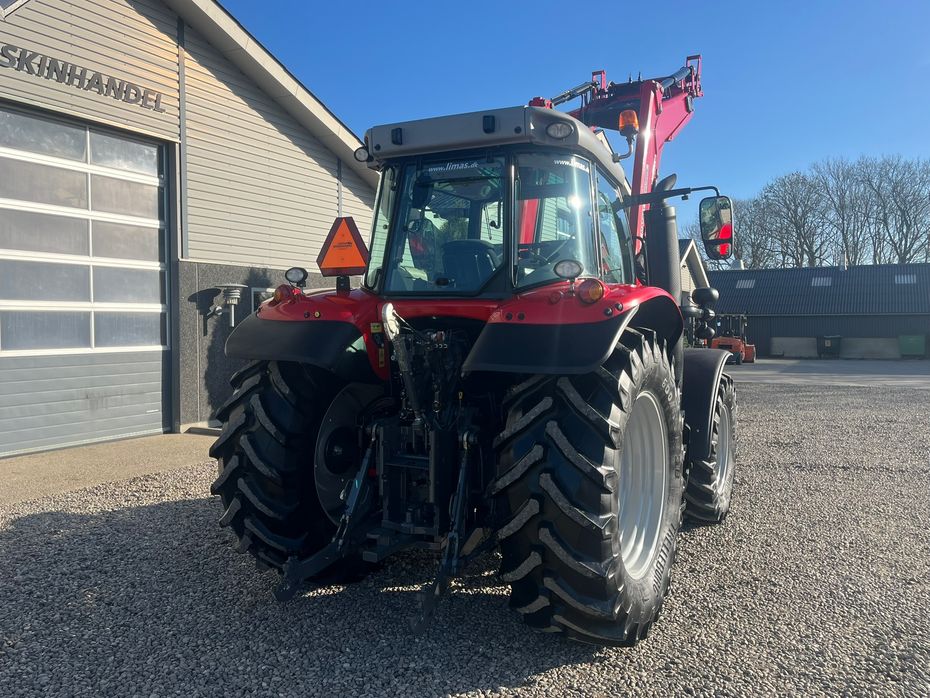 Massey Ferguson 6715 S Dyna6 Med frontlæsser - Traktorer - Traktorer 4 wd - 15
