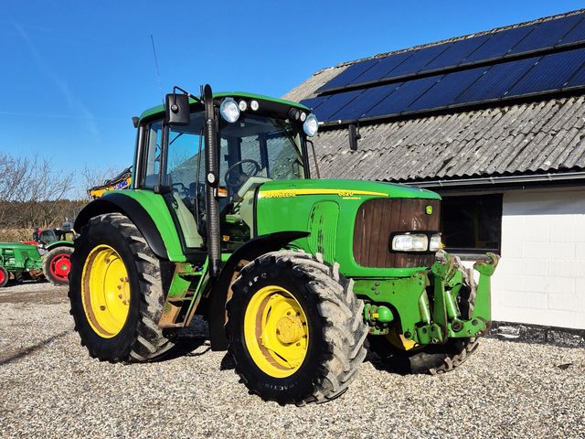 John Deere 6620