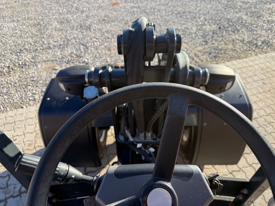 Pitbull X27-45CRT - Læssemaskiner - Minilæssere - 13