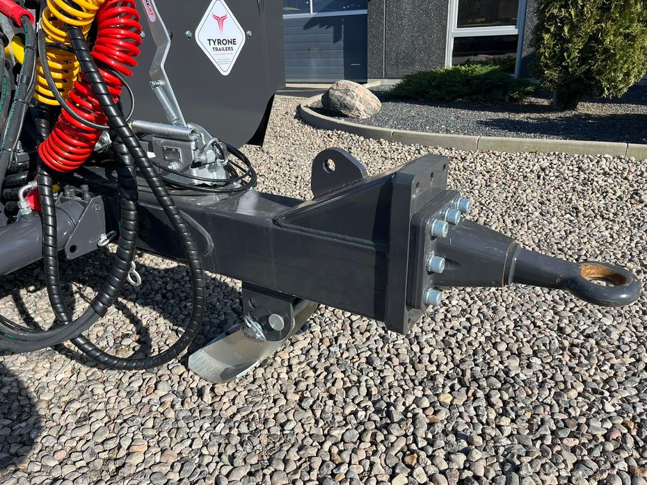 Tyrone 19TLL Affjedret træk og affjedret aksler. Med hydrauliske ramper og værktøjskasse - Vogne - Maskintransportvogne - 8