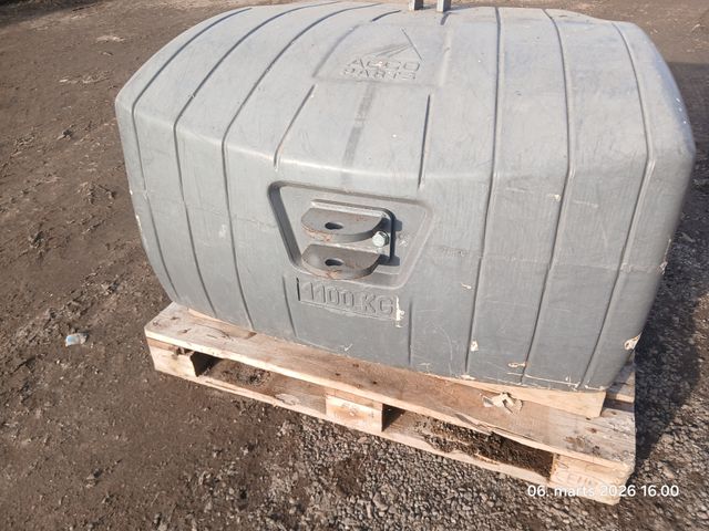 AGCO 1100 kg Frontvægt