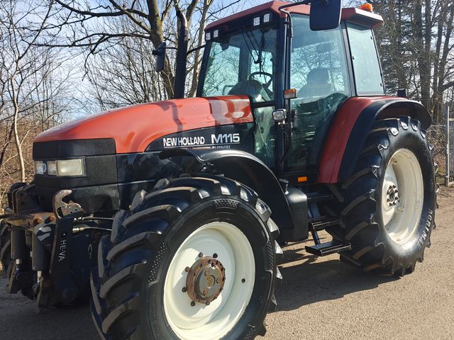 New Holland M115