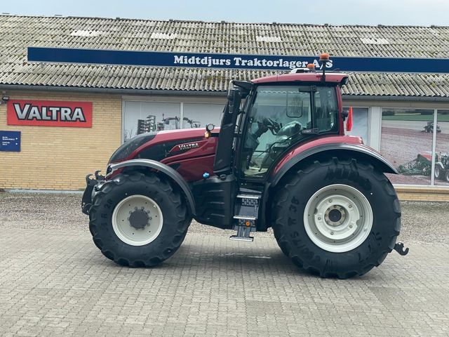 Valtra T215 Direct