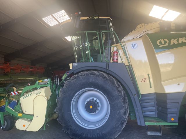 KRONE Big X 780