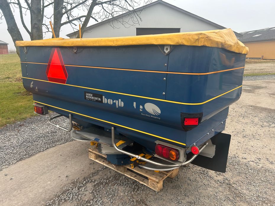 Bogballe M2W-3000 m/vejeceller - Gødningsmaskiner - Handelsgødningsspredere - 4