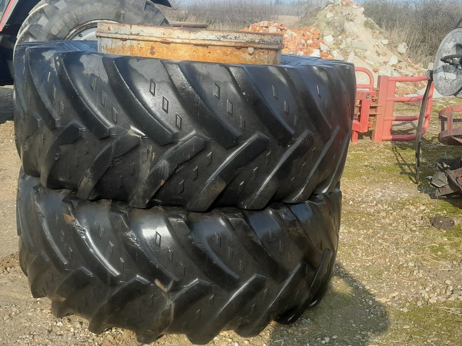 Datho Kleber Tvillinghjul 650/65 x 38 med 4 Datho låse pr.hjul 650/65 x 38 Tvillinghjul med 4 Datho låse pr hjul - Traktor tilbehør - Tvillingehjul - 1